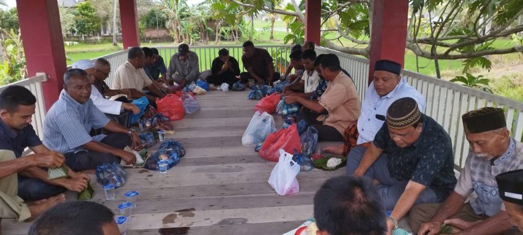 Khanduri Blang (kenduri sawah/pasca panen)